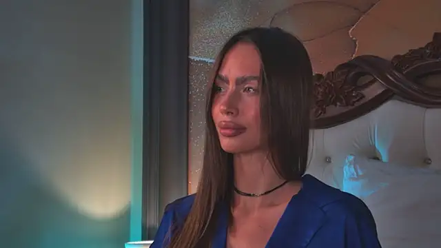 Amanda_River Adlı Modelin Web Kamerası Şovu