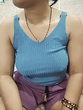 Miss_Love25's Webcam Show