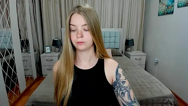 Chat XXX en directo de SirenaDoll