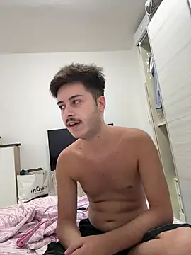 ategurl192 Adlı Modelin Canlı XXX Sohbeti