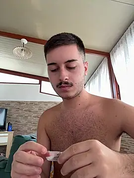 ategurl192 webkamerás műsora