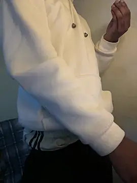 BossPlaya98 Show in webcam