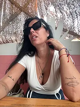 tatii222 Live XXX-Chat