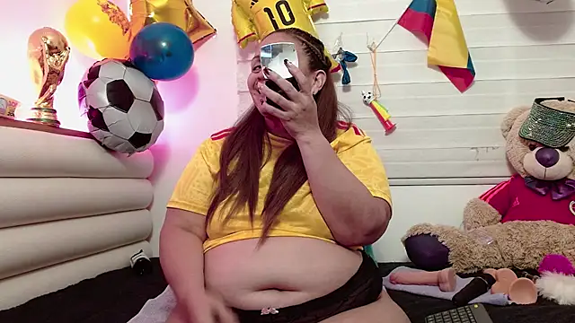 scarlettbooty Adlı Modelin Canlı XXX Sohbeti