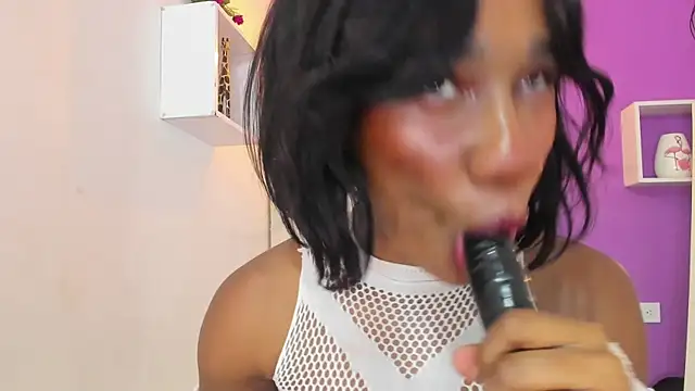 malu_hot69のウェブカメラショー