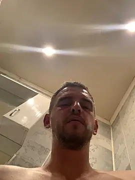 Maxpeins Chat XXX in diretta