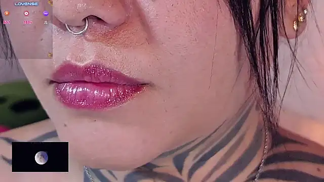 Webkamerová show honey_mooon