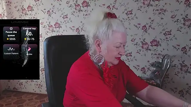Maya_Mayflower's Live XXX Chat