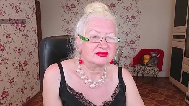 XXX chat uživo modela Maya_Mayflower