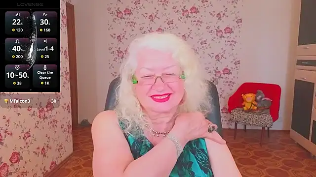 Maya_Mayflower: онлайн-секс-чат