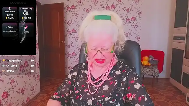 Maya_Mayflower লাইভ XXX চ্যাট