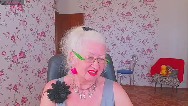 Maya_Mayflower's Live XXX Chat