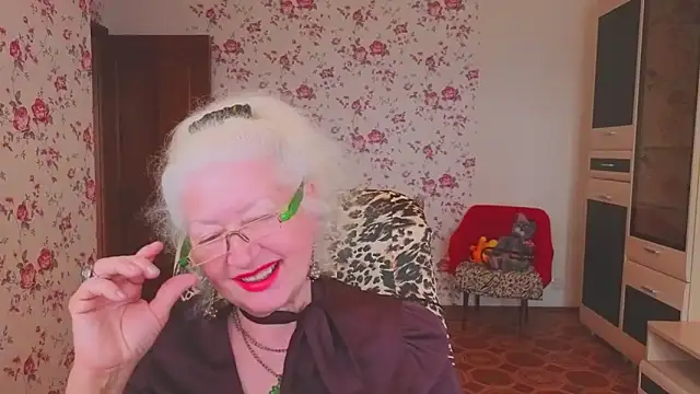 Maya_Mayflower: онлайн-секс-чат