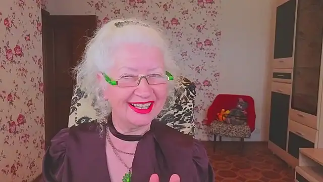 Maya_Mayflower élő XXX-chatje