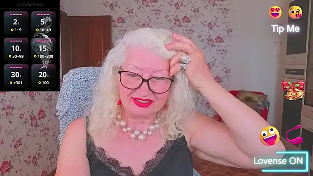 Maya_Mayflower's Webcam Show