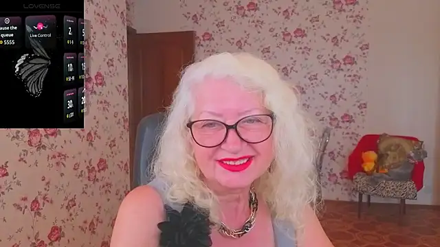 Maya_Mayflower's Webcam Show