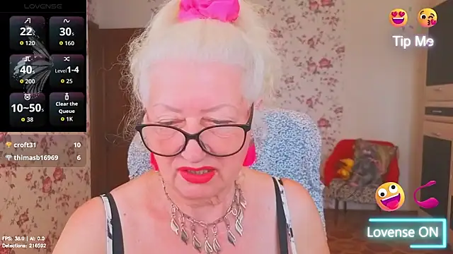 Maya_Mayflower's Live XXX Chat