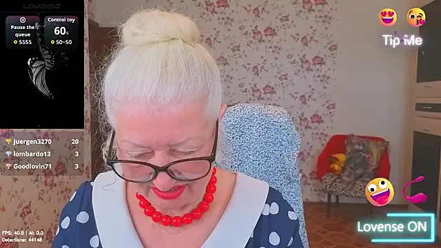 Czat XXX na żywo – Maya_Mayflower