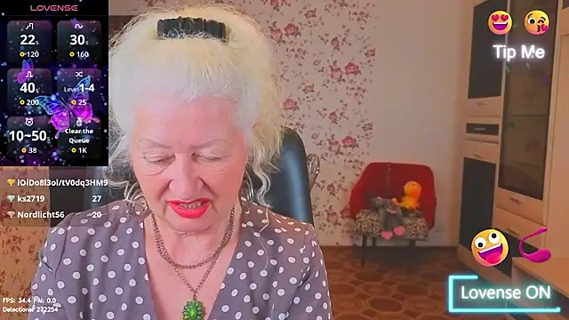Maya_Mayflower's Live XXX Chat