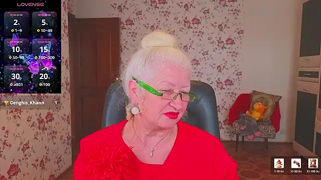 Maya_Mayflower: вебкам-шоу
