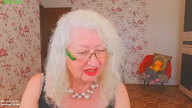 Maya_Mayflower's Live XXX Chat
