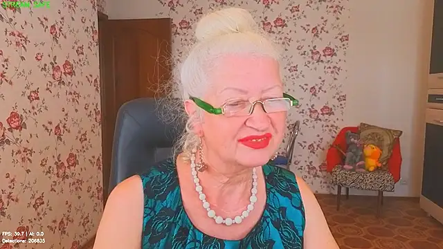 Maya_Mayflower Webcam show