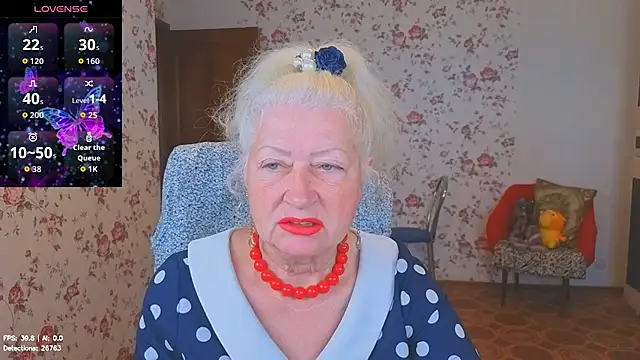 Maya_Mayflower élő XXX-chatje