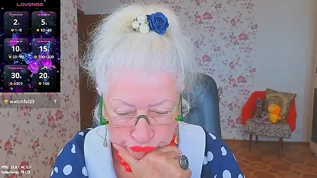 Maya_Mayflower élő XXX-chatje