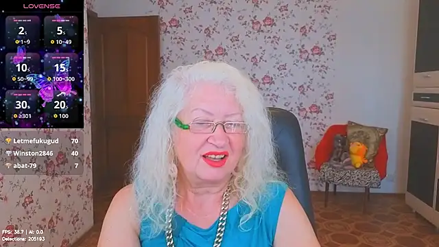 Maya_Mayflower's Live XXX Chat