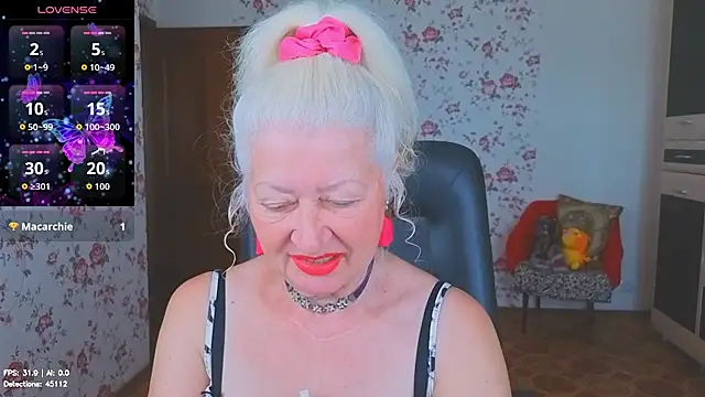 Maya_Mayflower's Live XXX Chat