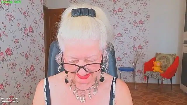 Maya_Mayflower Adlı Modelin Canlı XXX Sohbeti