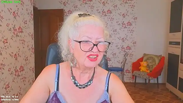 Chat XXX en directo de Maya_Mayflower