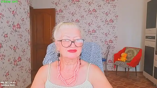 Maya_Mayflower's Live XXX Chat