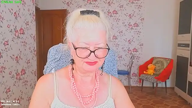 Maya_Mayflower: απευθείας συνομιλία ΧΧΧ