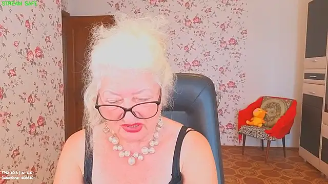 Maya_Mayflower's Webcam Show
