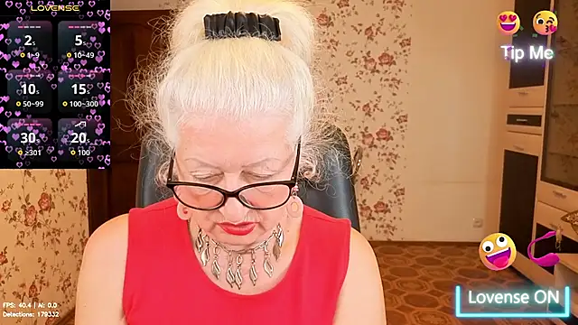 Maya_Mayflower's Live XXX Chat