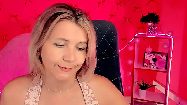 Chat XXX en directo de NicoleHitman