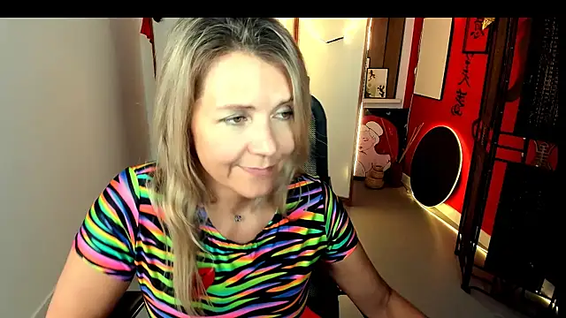 NicoleHitman's Live XXX Chat