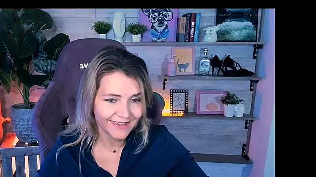NicoleHitman's Live Sex Cam Show