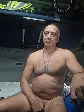 Show modela aleksis1313 na web-kameri