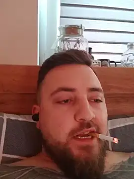 heyhihelloboy webcam show