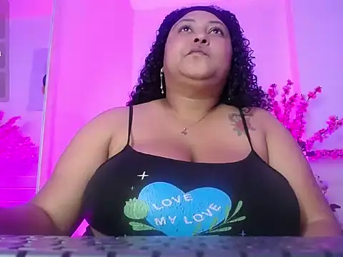 Ayliinn_ Adlı Modelin Canlı XXX Sohbeti