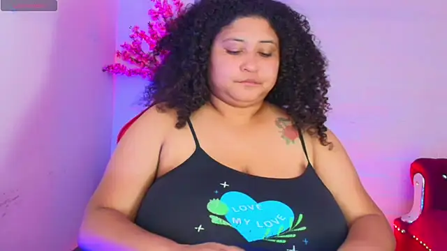 Ayliinn_ লাইভ XXX চ্যাট