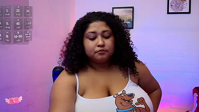 Ayliinn_ Live XXX-Chat