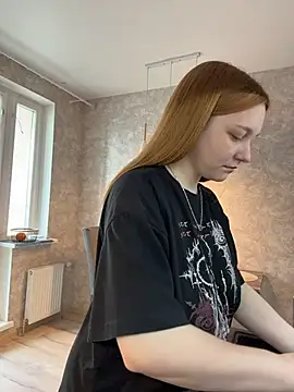Bonechka Adlı Modelin Canlı XXX Sohbeti