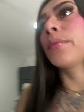 Chat +18 de Cristal_Velle ao vivo