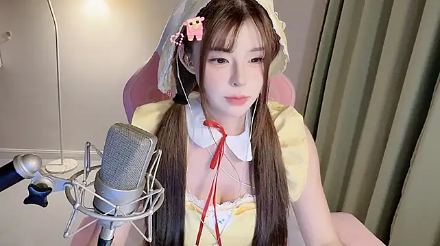 kissdidiovo's Webcam Show
