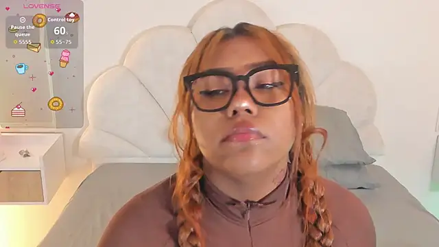 Candaceoweens লাইভ XXX চ্যাট