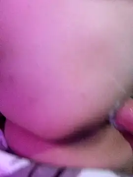 sarayulith Show in webcam