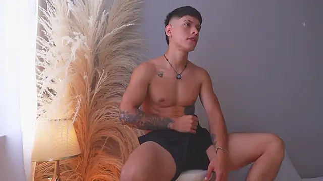 ErosKhaos লাইভ XXX চ্যাট